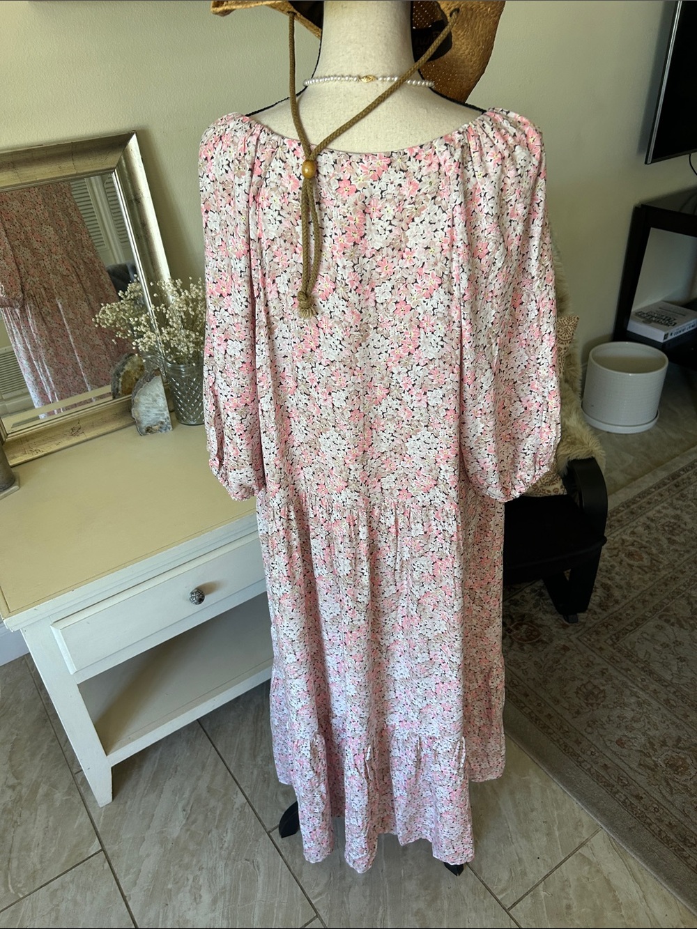 H&M brown tan cream, pink floral cottage V-neck tiered summer maxi dress XL - Picture 9 of 15